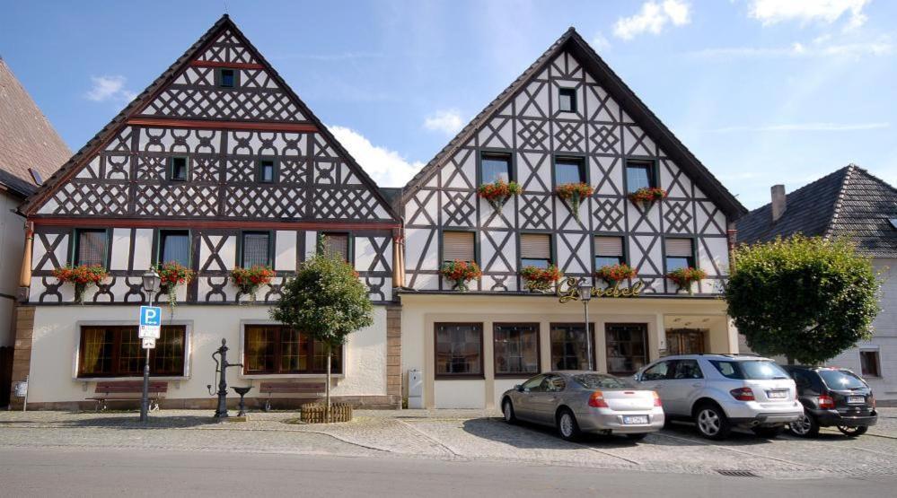 Hotel Gondel Altenkunstadt Exterior photo