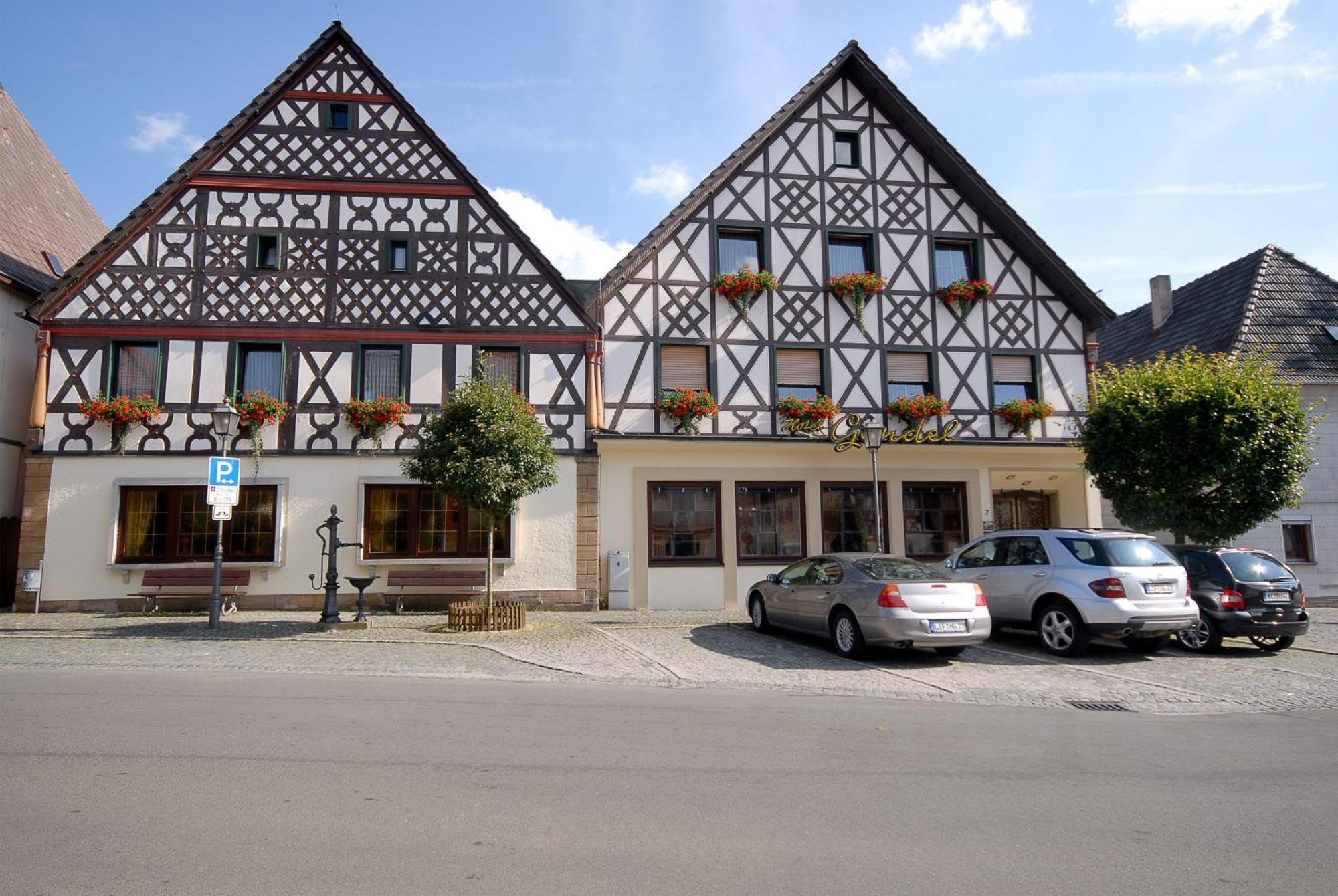 Hotel Gondel Altenkunstadt Exterior photo